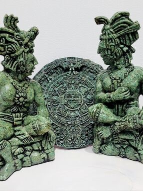 Vintage Aztec Mayan 3 Piece Statue Set Heavy Green Stone Calendar Plaque